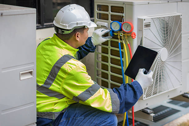Professional Hvac technician working in Howe, TX